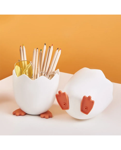 Przybornik na długopisy w kształcie skorupki jajka