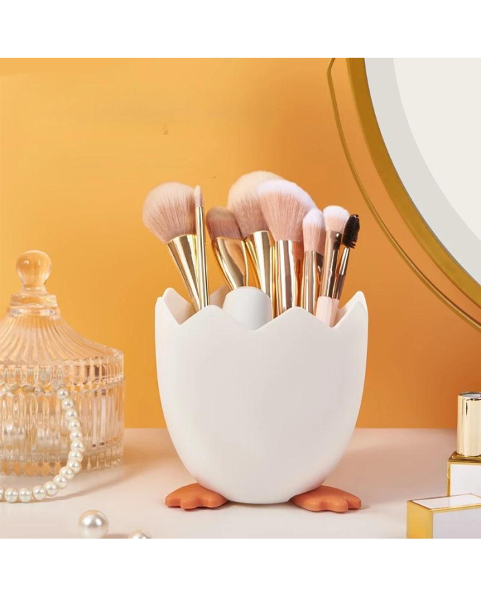 Przybornik na długopisy w kształcie skorupki jajka