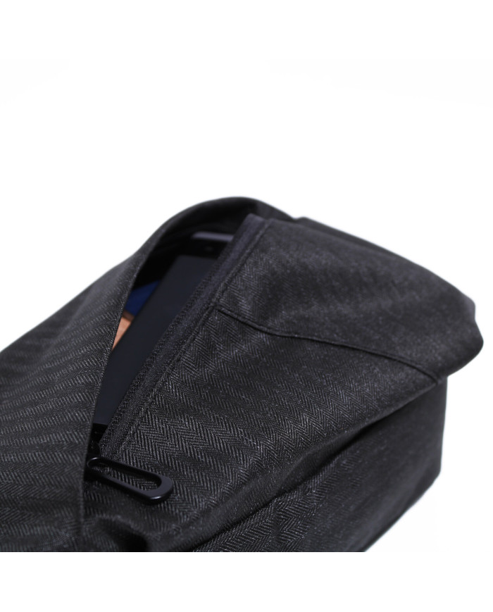 Saszetka nerka biodrowa / na ramię Essosway Bonny